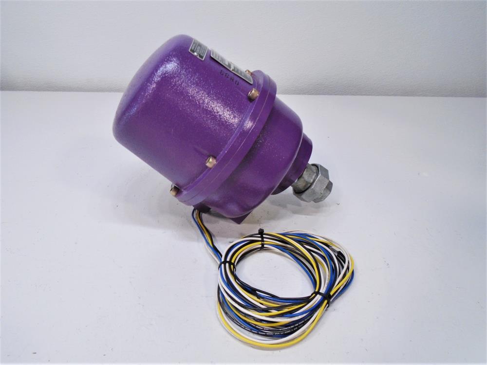 Honeywell Explosion Proof Purple Peeper UV Flame Detector, C7012F1052